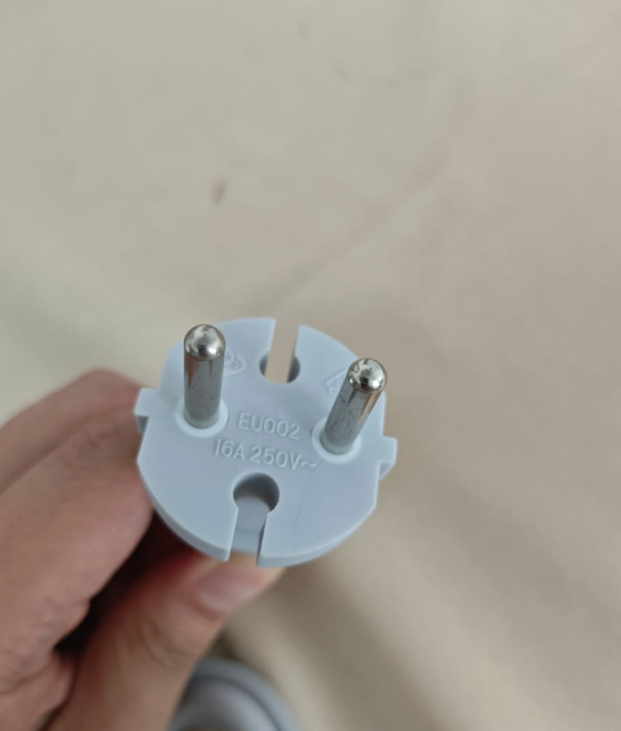 solid pin plug design for European hair dryer